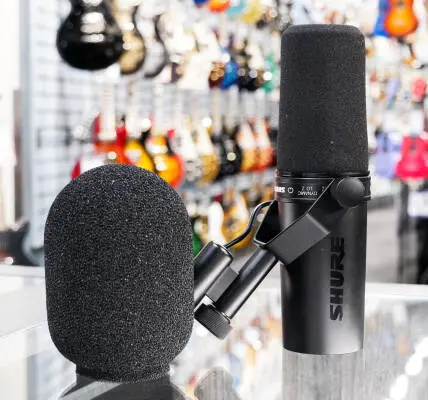 Shure - SM7dB Dynamic Vocal Microphone